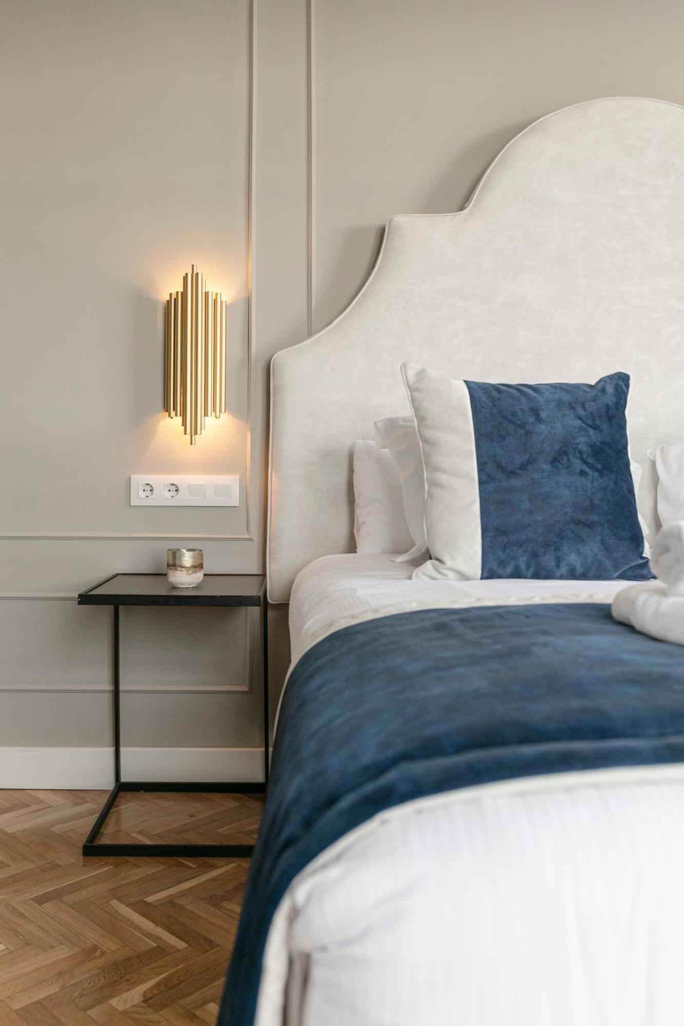 Isg Apartments The Most Exclusive Apartment In Sevillaparking מראה חיצוני תמונה