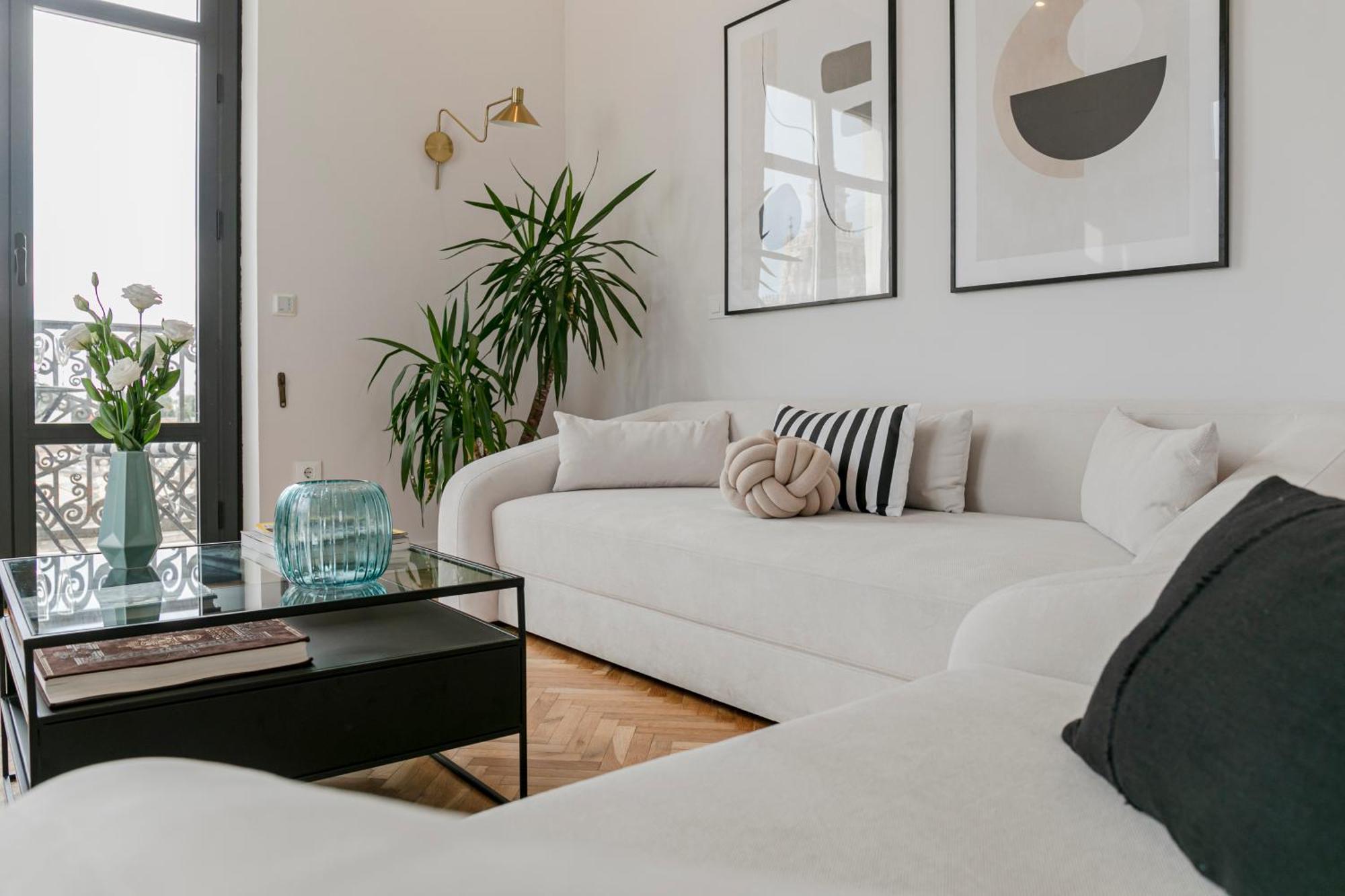 Isg Apartments The Most Exclusive Apartment In Sevillaparking מראה חיצוני תמונה