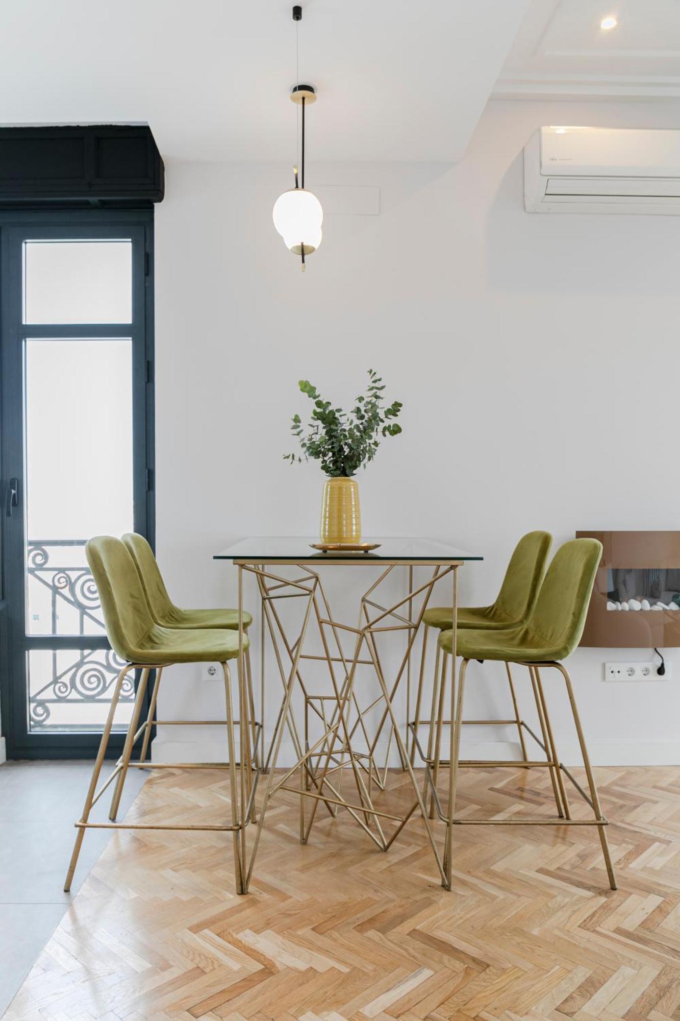 Isg Apartments The Most Exclusive Apartment In Sevillaparking מראה חיצוני תמונה